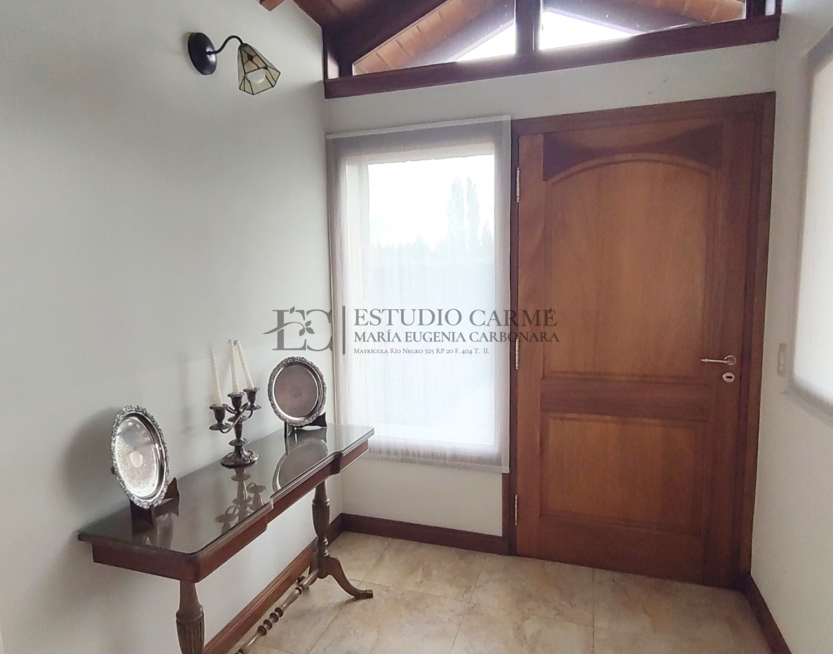 Casa 6 amb + amplio quincho o depto con garage en Dina Huapi a 15 km de Bariloche zona residencial jardin 