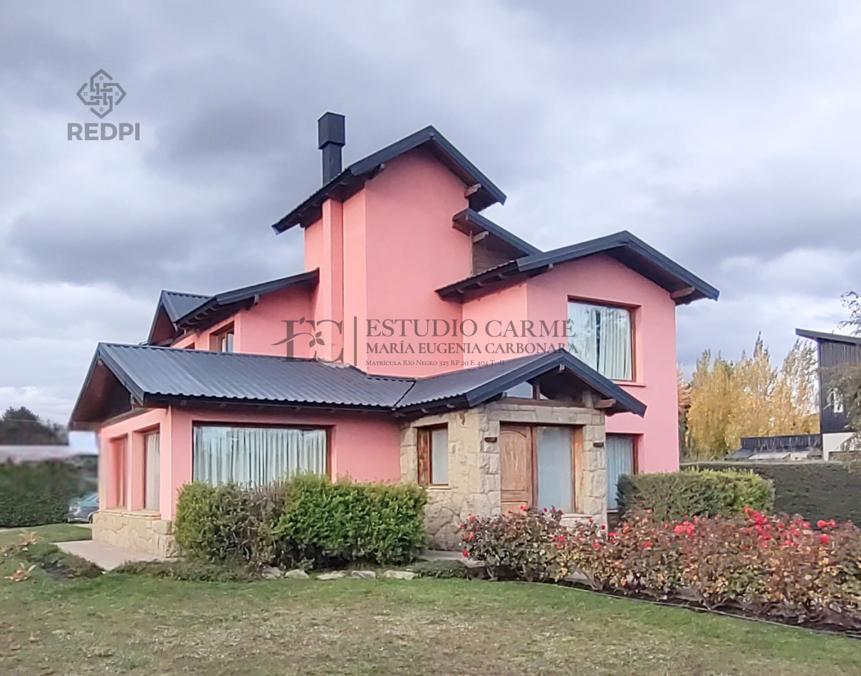 Casa 6 amb + amplio quincho o depto con garage en Dina Huapi a 15 km de Bariloche zona residencial jardin 
