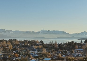 Lote vista panoramica lago Nahuel Huapi y Cordillera en Barrio Privado Barrancas de Dina Huapi L.94 venta a 15 km de Bariloche.