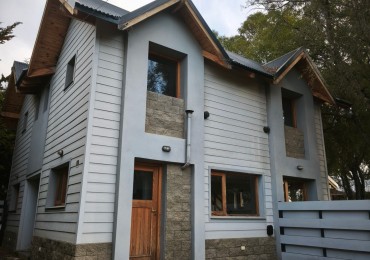 Ph 3 ambientes con jardin y estacionamiento alquiler permanente en Melipal Bariloche 