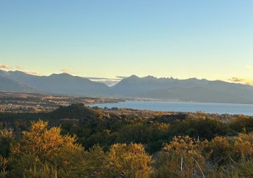 Barrancas de Dina Huapi lote 290 barrio privado a 15 km de Bariloche vigilancia plano vistas amenities tenis SUM