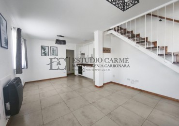  Ph impecable en alquiler permanente en Barrio Las Victorias Bariloche patio propio cochera baño y toilette lavadero 