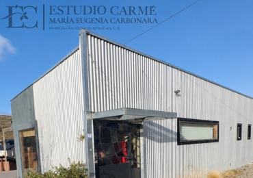 Casa en una planta en Dina Huapi con vista al Cerro Villegas en venta a 15 km de Bariloche 4 ambientes 2 baños jardin moderna 