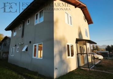 Ph departamento en planta baja a 200 m de Esandi en venta en Bariloche Barrio San Francisco